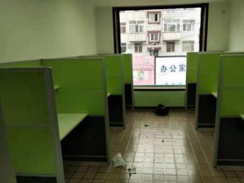 图 办公桌屏风隔断桌卡位桌老板桌老板台简约现代办公桌 北京办公用品